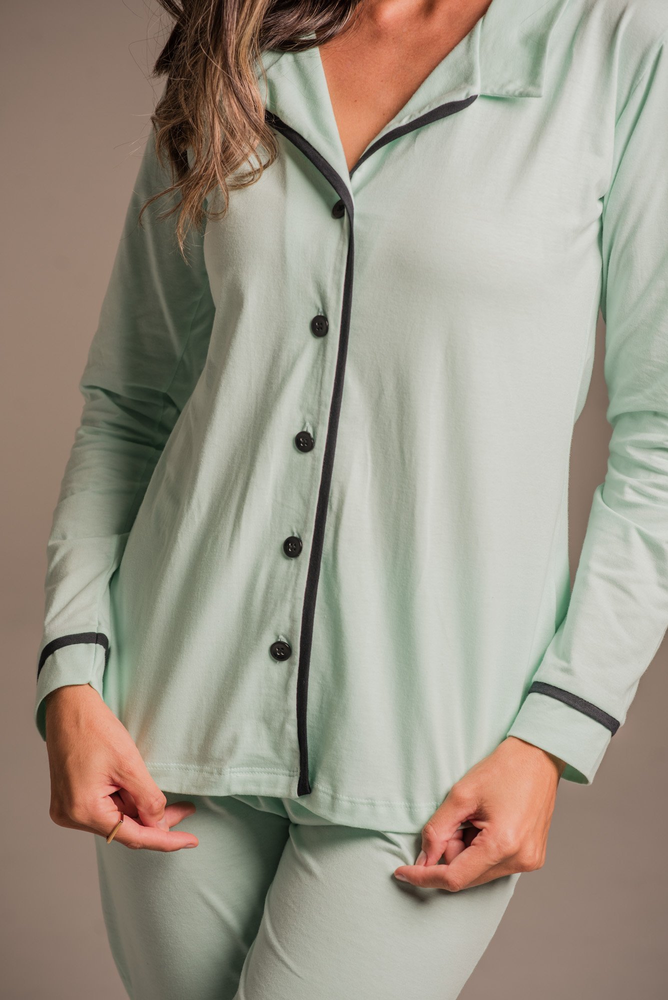 Pijama De Color Menta-gris - Talla L, Cierre Tipo Pull On (sin Botones)